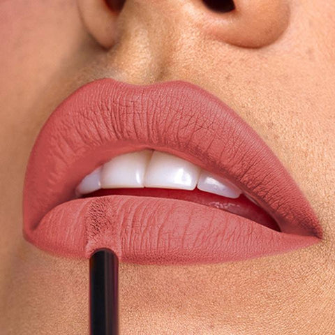 LABIAL LIQUIDO RESIST APRUEBA DE BESOS VOGUE