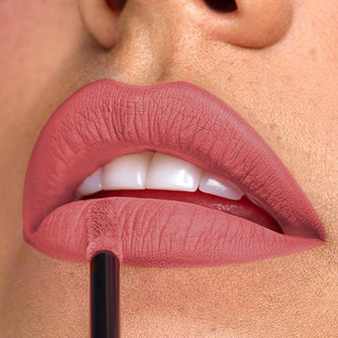 LABIAL LIQUIDO RESIST APRUEBA DE BESOS VOGUE