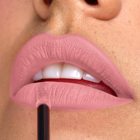 LABIAL LIQUIDO RESIST APRUEBA DE BESOS VOGUE