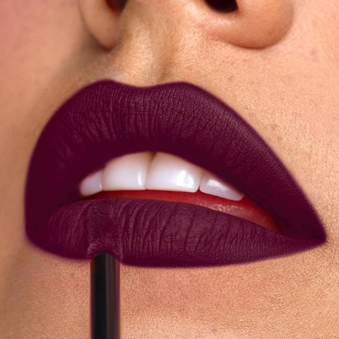LABIAL LIQUIDO RESIST APRUEBA DE BESOS VOGUE